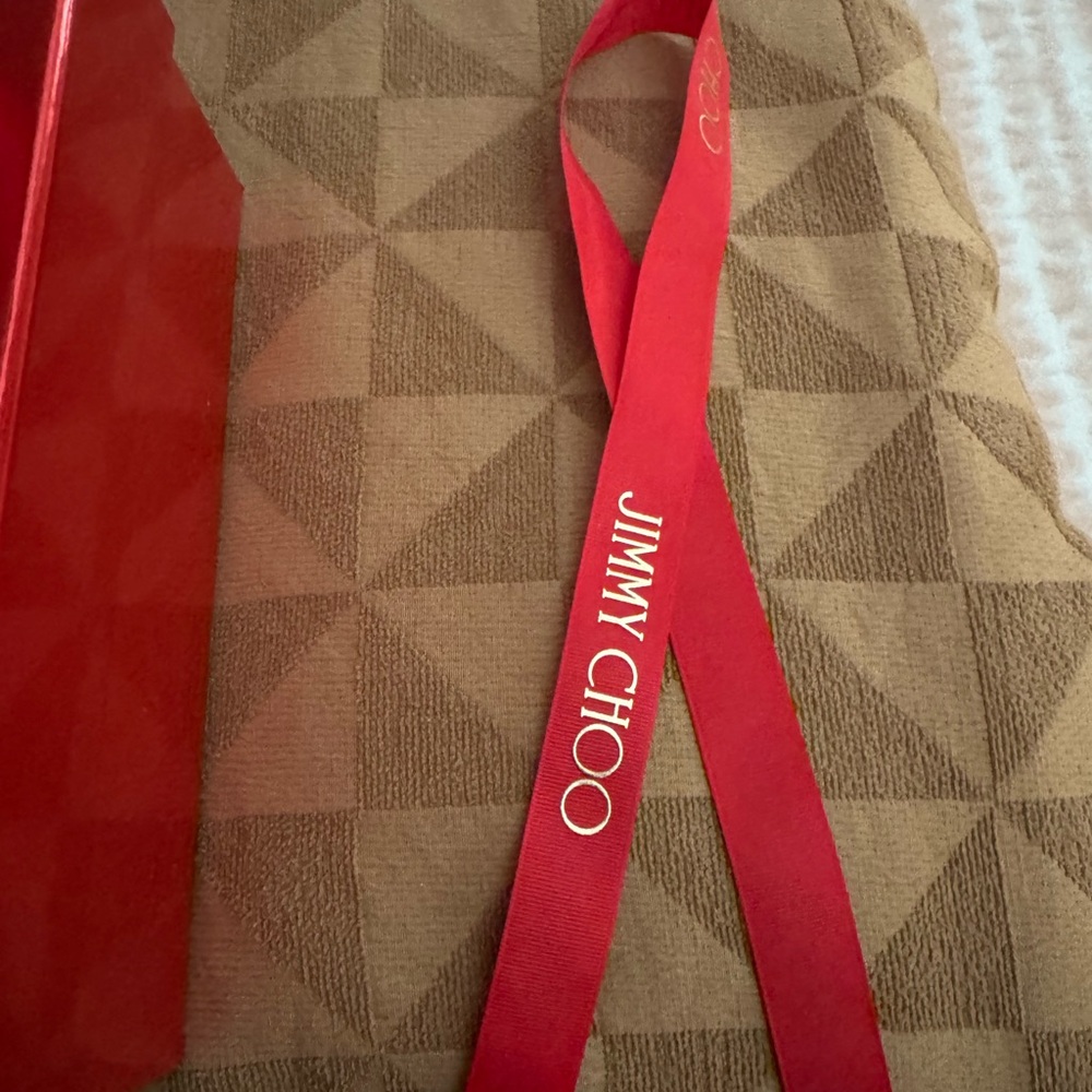 Jimmy Choo Box and Ribbon - Picture 3 of 7